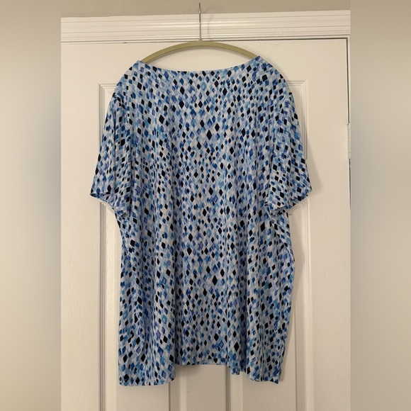 Susan Graver 3X Blue Geometric Square Neck Short Sleeve Liquid Knit Blouse‎ - Picture 5 of 5
